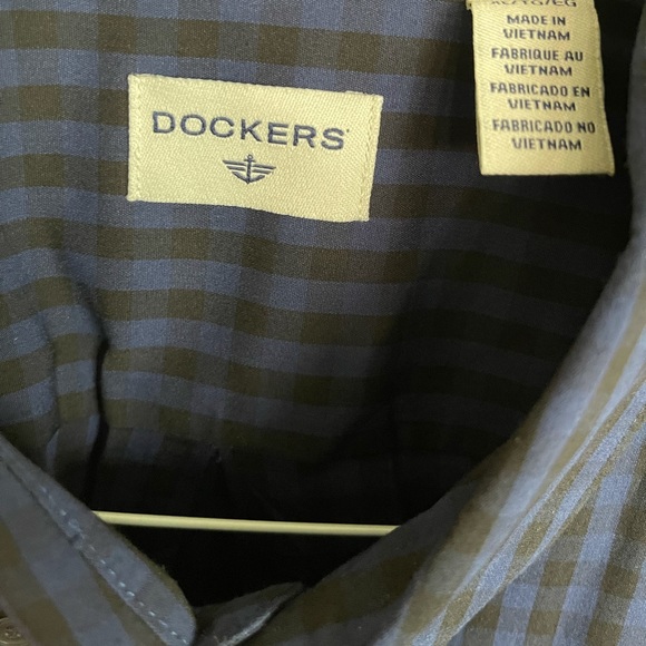 Men’s Dockers Button Down Dress Shirt - Picture 2 of 2